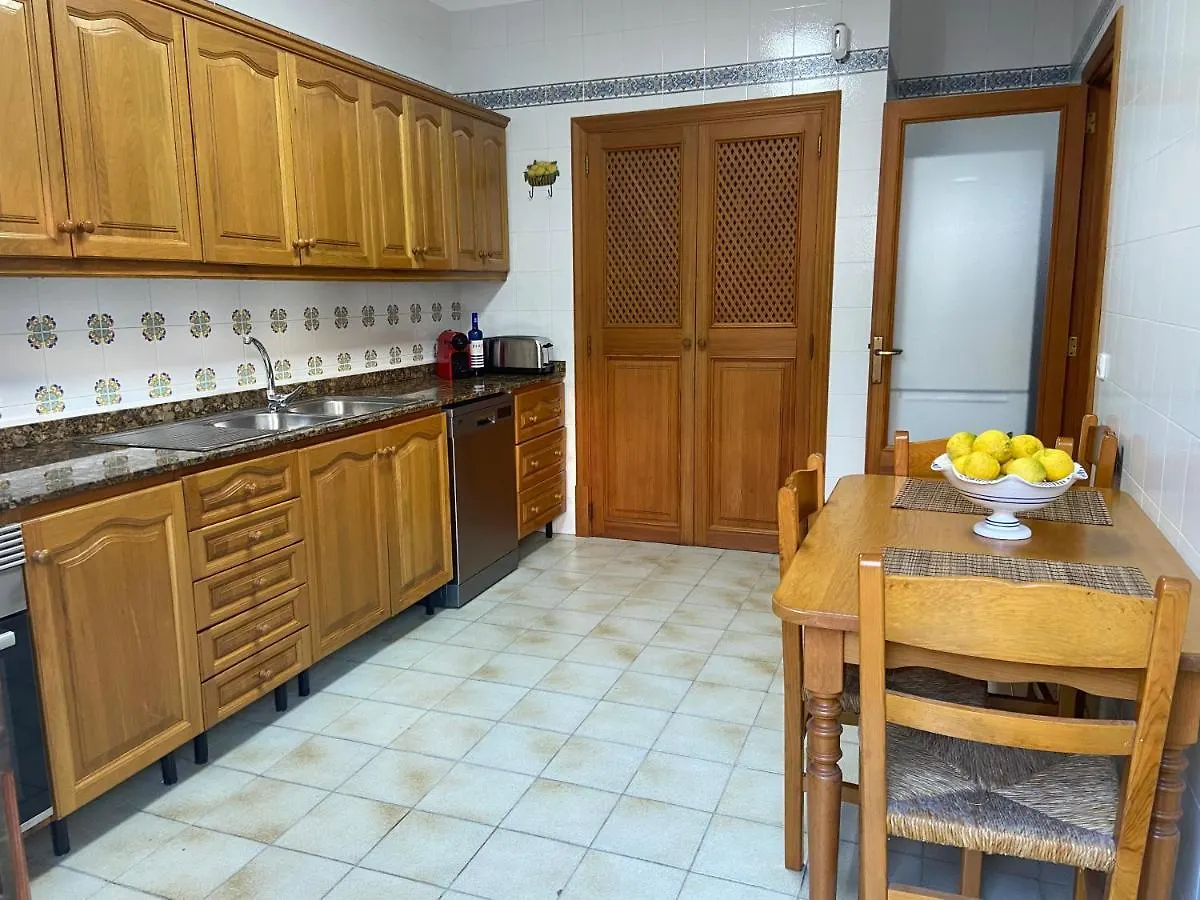 Villa Es Vell Marí. Vistas al mar. Parking privado. Wifi 300mg Sa Ràpita